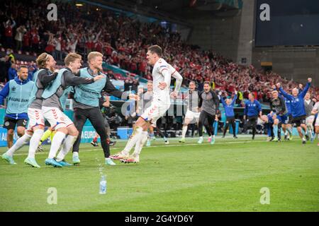 Jubilation DEN um goalschuetze Andreas CHRISTENSEN r. (DEN) après son objectif à 3: 1, étape de groupe, groupe de ronde préliminaire B, jeu M27, Russie (RUS) - Danemark (DEN) 1: 4, le 21 juin 2021 à Copenhague/Danemark. Football EM 2020 du 06/11/2021 au 07/11/2021. Â Banque D'Images