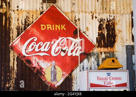 Old Sign at route 66 Gift Shop at Hackberry, Arizona Banque D'Images