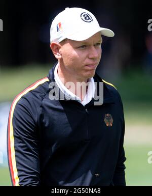 Moosinning, Allemagne. 24 juin 2021. Golf: Circuit européen - International Open, singles, Men, 1er tour. Matthias Schmid d'Allemagne en action. Credit: Sven Hoppe/dpa/Alay Live News Banque D'Images