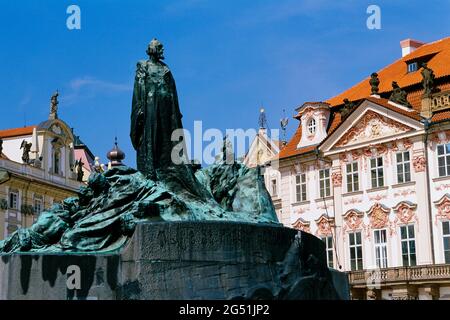 Jan Huss Memorial, place de la Vieille ville, Prague, République Tchèque Banque D'Images