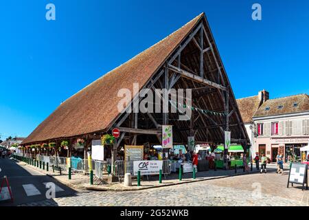 FRANCE. ESSONNE (91) MILLY-LA-FORET. LA HALLE (CONSTRUIT EN 1479) Banque D'Images