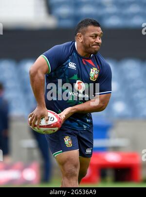 Édimbourg, Royaume-Uni. 25 juin 2021. 25 juillet 2021 : les Lions britanniques et irlandais Mako Vunipola pendant la course de l'équipe de rugby des Lions britanniques et irlandais à BT Murrayfield, Édimbourg, Royaume-Uni. Crédit : Ian Rutherford/Alay Live News Banque D'Images