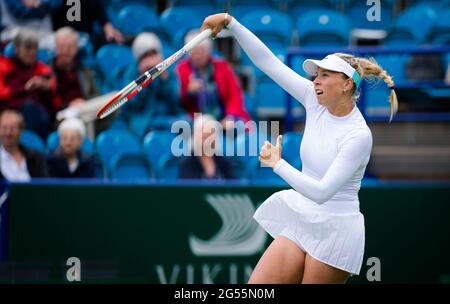 Eastbourne, Royaume-Uni. 24 juin 2021. Anet Kontaveit d'Estonie en action contre Camila Giorgi d'Italie lors de sa demi-finale au tournoi de tennis international Viking WTA 500 25 le 2021 juin 2021 au Devonshire Park tennis à Eastbourne, Angleterre - photo Rob Prange / Espagne DPPI / DPPI / LiveMedia crédit: Agence photo indépendante/Alamy Live News Banque D'Images