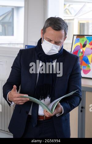 Adrien TAQUET, secrétaire d'État à l'enfance et à la famille, se rendra dans les Côtes d'Armor pour rencontrer des professionnels travaillant avec des enfants et des familles dans toute la région. France. Banque D'Images