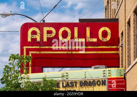 Princeton, Illinois - États-Unis - 15 juin 2021 : l'Apollo Theatre, initialement ouvert comme opéra dans les années 1880 et cinéma au début de 1900 Banque D'Images