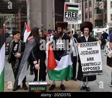 Londres, Royaume-Uni. 26 juin 2021. Assemblée populaire, manifestation nationale dans le centre de Londres. Crédit : Matthew Chattle/Alay Live News Banque D'Images