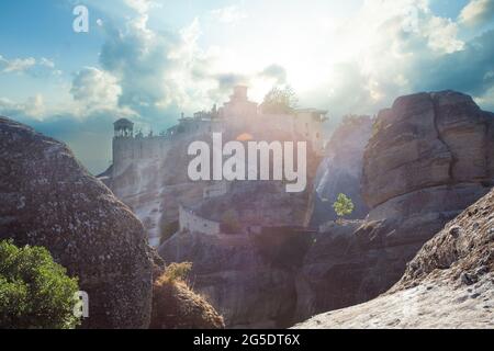 Été à Meteora, Grèce. Monastère de Varlaam à Meteora Banque D'Images
