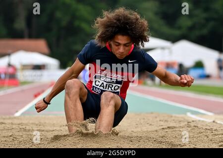 BREDA, PAYS-BAS - JUIN 26 : David le Caire des pays-Bas participant au Mens long Jump lors des Championnats d'athlétisme néerlandais 2021 au complexe sportif Dr Schaepmanlaan le 26 juin 2021 à Breda, pays-Bas (photo d'Andy Astfalck/Orange Pictures) Banque D'Images