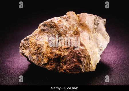 la pyrite, aussi la pyrite de fer ou la pyrite de fer est un disulfure de fer, Banque D'Images