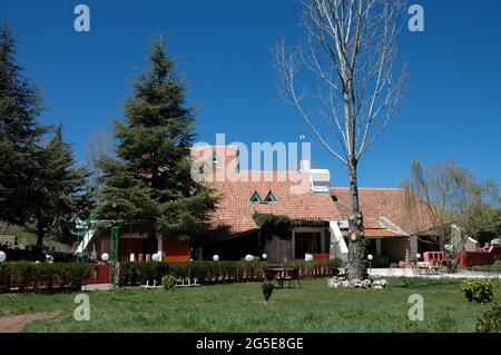 Ifrane, la petite Suisse du Maroc Banque D'Images