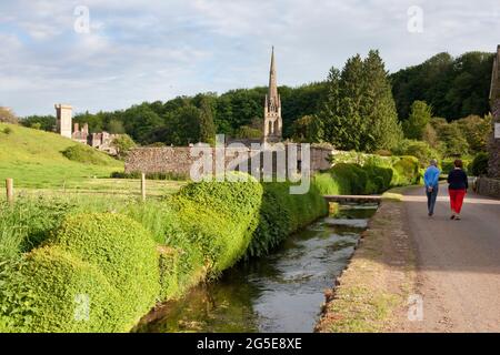 Eglise St Michael & All Angels, Teffont Eyias, nr Wilton, Wiltshire, Angleterre Banque D'Images