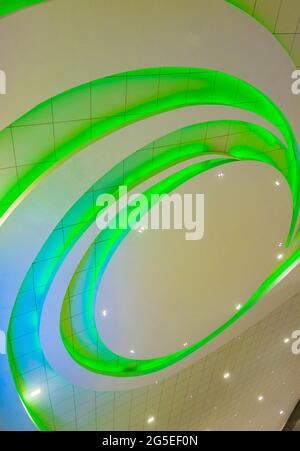 Bangkok Thaïlande 24. Mai 2018 feux verts sur le toit de l'aéroport de Bangkok Suvarnabhumi Amphoe Bang Phli Thaïlande. Banque D'Images