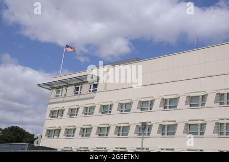 BERLIN/ALLEMAGNE le 04 juillet 2017. Les Américains survolent le bâtiment American Emassay le 4 juillet à Berlain Allemagne. (Photo.Francis Joseph Dean/Dea Banque D'Images