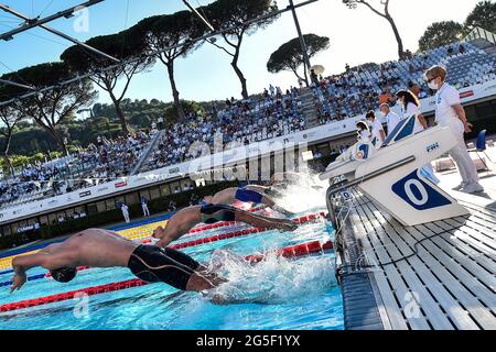 Rome, Italie. 26 juin 2021. Réchauffez-vous lors du 58e Trophée Sette Colli International Swimming Championships au Foro Italico à Rome, le 26 juin 2021. Credit: Insidefoto srl/Alamy Live News Banque D'Images