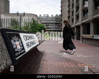 Cromwell Highwalk, Barbican, Londres Banque D'Images