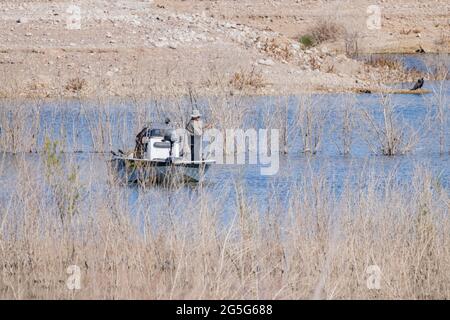 Nevada, le 4 MARS 2021 - des gens qui chantent dans l'aire de loisirs nationale du lac Mead Banque D'Images