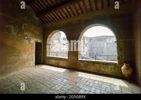 BRACCIANO, ITALIE - AVRIL 17 2018 : intérieur du château d'Orsini-Odescalchi. Banque D'Images