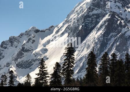 Montagnes Dombay, Carachay-Cherkessiya, Russie Banque D'Images