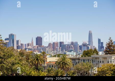 Horizon de San Francisco depuis Mission Dolores Park - Californie, États-Unis Banque D'Images