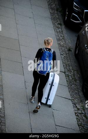 Kastrup/ Danemark. 28 juin 2021, le voyageur Femal depuis Demark hs facilite la restriction de voyage pour le voyageur étranger et domestique fromjune . (Photo..Franci Banque D'Images