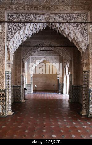 Alhambra Grenade Espagne.salle des Rois (Sala de los Reyes) a également appelé la salle de justice (Sala de la Justicia) et la Cour (Tribunal) du XVIIIe siècle. Banque D'Images
