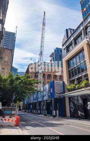 24 avril 2021 Sydney, Australie : les travaux se poursuivent à la station Martin place dans le cadre du métro de Sydney, le plus grand projet de transport public d'Australie. Banque D'Images