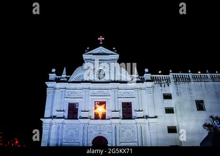 DIU église décorée pendant Noël Banque D'Images