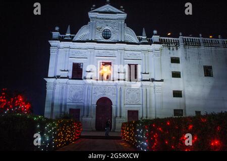 DIU église décorée pendant Noël Banque D'Images