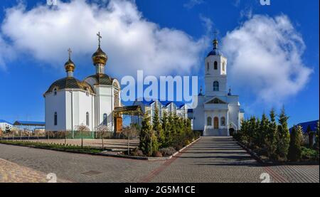 Village de Marinovka, Ukraine 02.01.2021. Sainte protection Skete de la Sainte Dormition Monastère d'Odessa du diocèse d'Odessa du CH orthodoxe ukrainien Banque D'Images