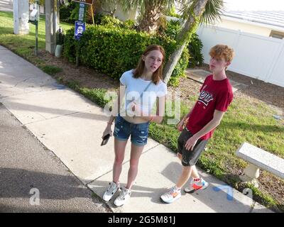 Sarasota, Floride, États-Unis. 23 juin 2021. Les jeunes activistes et les étudiants de milieux divers présentent des histoires de jeunes qui se responsabilisant mutuellement et qui font des changements dans leur vie et leur communauté. Crédit : John Marshall Mantel/ZUMA Wire/Alay Live News Banque D'Images