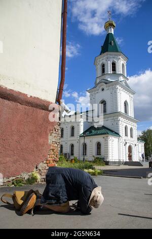 Frederic le Floc'h photographe Cathédrale de Résurrection militaire pendant le Rallye de la route de la soie 2021 scrutateurs administratifs et techniques à Omsk, Russie du 30 juin au 1er juillet 2021 - photo Julien Delfosse / DPPI / LiveMedia Banque D'Images