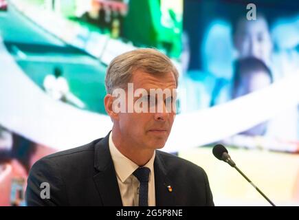 Prague, République tchèque. 29 juin 2021. Jiri Kejval, président du Comité olympique tchèque, prend la parole après la session plénière du Comité olympique tchèque (COV) pour approuver les candidatures aux Jeux Olympiques à Tokyo, Prague, République tchèque, le 29 juin 2021. Crédit : Katerina Sulova/CTK photo/Alamy Live News Banque D'Images