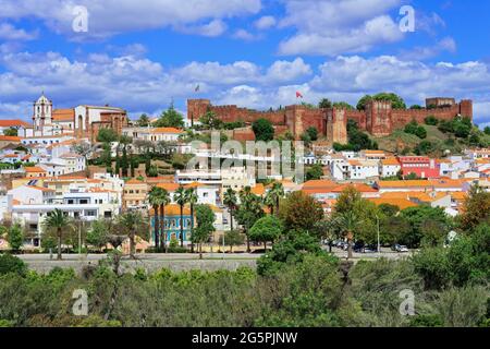 Forteresse et église de Silves, Silves, Algarve, Portugal Banque D'Images