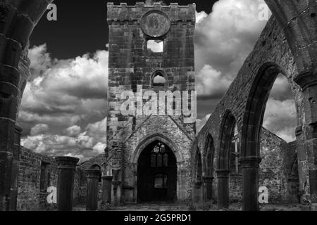 L'église St Thomas a Becket à Heptonstall, dans le Yorkshire, a été construite entre 1256 et 1260 mais après les dommages causés par la tempête en 1847, elle a été remplacée par une nouvelle église. Banque D'Images