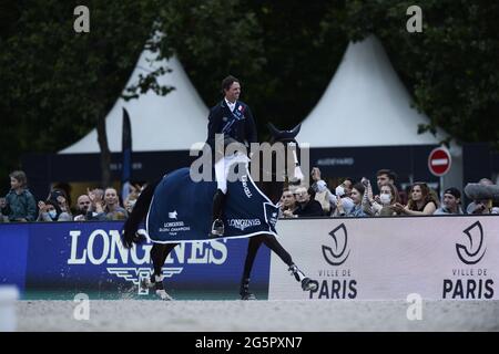 Ben MAHER (GBR) à cheval BLEU-GINGEMBRE (gagnant), Tour des champions mondiaux de Longines, Grand Prix de Paris pendant le saut de Longines Paris Eiffel 2021, Tour des champions mondiaux de Longines Equestrian CSI 5 le 26 juin 2021 au champ de Mars à Paris, France - photo Christophe Bricot / DPPI / LiveMedia Banque D'Images