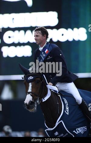 Ben MAHER (GBR) à cheval BLEU-GINGEMBRE (gagnant), Tour des champions mondiaux de Longines, Grand Prix de Paris pendant le saut de Longines Paris Eiffel 2021, Tour des champions mondiaux de Longines Equestrian CSI 5 le 26 juin 2021 au champ de Mars à Paris, France - photo Christophe Bricot / DPPI / LiveMedia Banque D'Images