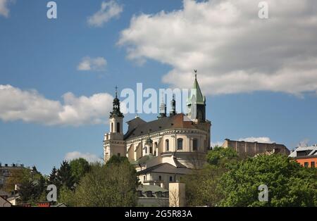 Cathédrale de Saint Jean Baptiste et de Trinity (Trynitarska) tour de Lublin. Pologne Banque D'Images