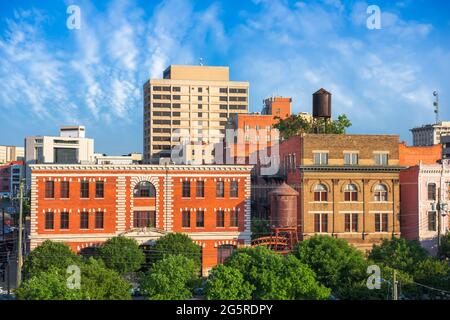 Montgomery, Alabama, États-Unis, paysage urbain et tours d'eau historiques. Banque D'Images