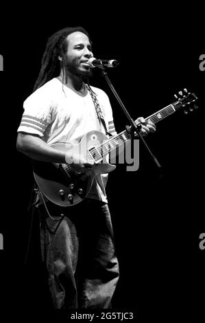 Milan Italie 04/07/2000: Ziggy Marley , concert au PalaVobis Banque D'Images