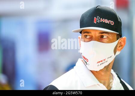 Rodrigues Joaquim (prt), Hero Motorsports Team Rally, Hero Rally 450 Beta, portrait lors du Silk Way Rally 2021, inspection administrative et technique à Omsk, Russie du 30 juin au 1er juillet 2021 - photo Julien Delfosse / DPPI Banque D'Images