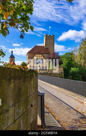 Lauffen am Neckar, région de Heilbronn, Bade-Wurtemberg, Allemagne: Vue sur le Grafenburg historique et médiéval, aujourd'hui hôtel de ville, dans la vieille ville. Banque D'Images