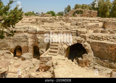 Vue sur les ruines Saranda Kolones de Pafos sur l'île de Chypre Banque D'Images