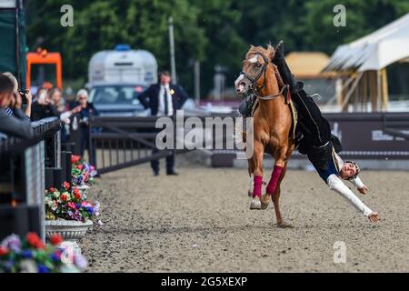 Château de Windsor, Windsor, Berkshire. 30 juin 2021. Azerbaïdjan exposition pendant le Royal Windsor Horse Show, qui a eu lieu sur le terrain du château de Windsor Credit:Peter Nixon/Alay Live News Banque D'Images