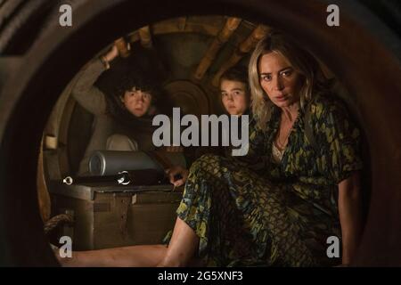 Un endroit calme: Partie II (2020) dirigée par John Krasinski et avec Emily Blunt comme Evelyn et Noah Jupe comme Marcus dans une suite après le voyage de la famille Abbott et la découverte de nouveaux dangers. Banque D'Images