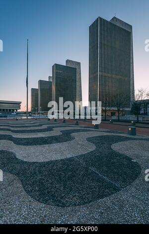 Paysage urbain à l'Empire State Plaza, Albany, New York Banque D'Images