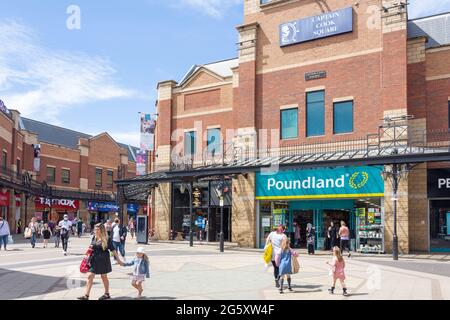 Place piétonne Captain Cook Square, Newport Crescent, Middlesbrough, North Yorkshire, Angleterre, Royaume-Uni Banque D'Images