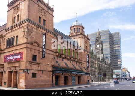 The Middlesbrough Empire Theatre and Town Hall, Corporation Road, Middlesbrough, North Yorkshire, Angleterre, Royaume-Uni Banque D'Images