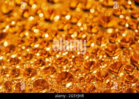 Texture des gouttes sur le couvercle en verre hors foyer, arrière-plan Banque D'Images