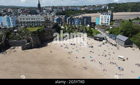 Tenby Seaside ville dans Pembrokeshire, pays de Galles, image aérienne Banque D'Images