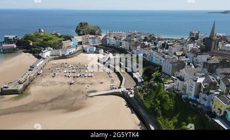 Tenby Seaside ville dans Pembrokeshire, pays de Galles, image aérienne Banque D'Images